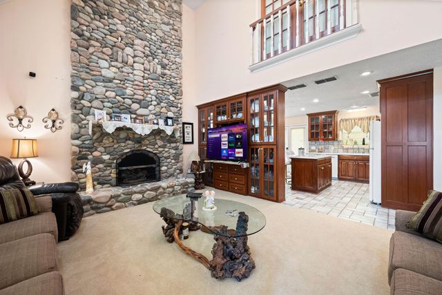 997 Sycamore St., Overton, TX 75662