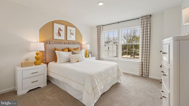 537 TROLLEY LANE, Sellersville, PA 18960