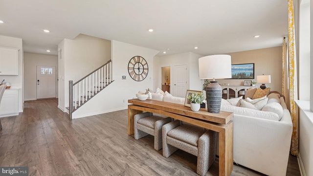 537 TROLLEY LANE, Sellersville, PA 18960