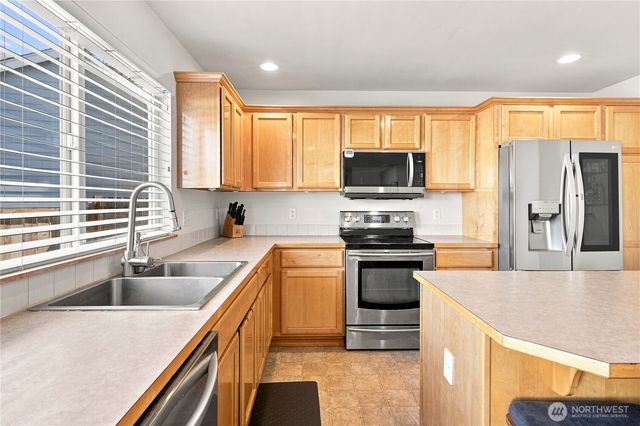 14300 SE 282nd Street, Kent, WA 98042