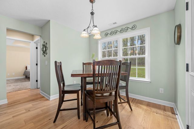 1433 Round Rock Dr, Murfreesboro, TN 37128