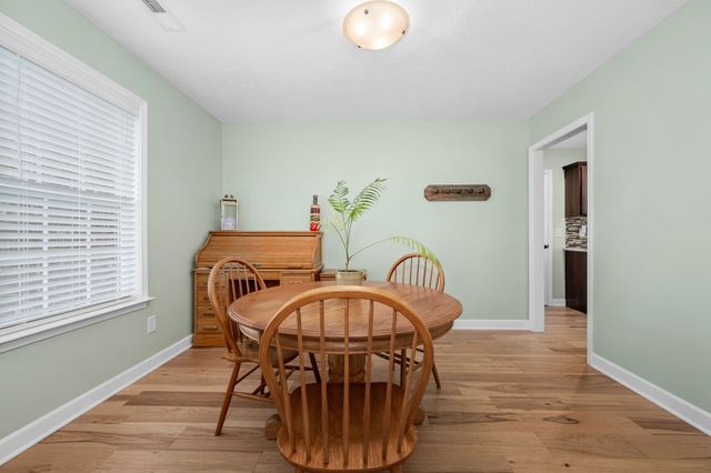 1433 Round Rock Dr, Murfreesboro, TN 37128