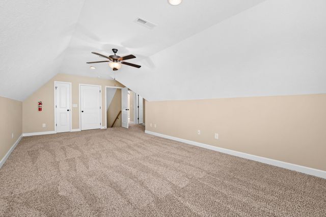 1433 Round Rock Dr, Murfreesboro, TN 37128