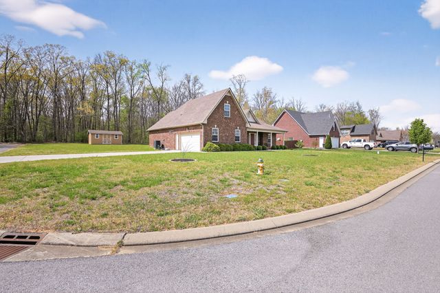 1433 Round Rock Dr, Murfreesboro, TN 37128