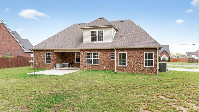 1433 Round Rock Dr, Murfreesboro, TN 37128