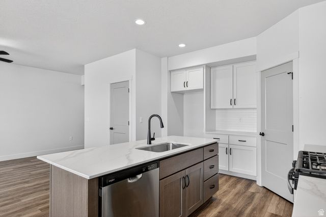 2718 W 2735 N, Plain City, UT 84404