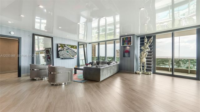 19955 NE 38th Ct 1205, Aventura, FL 33180