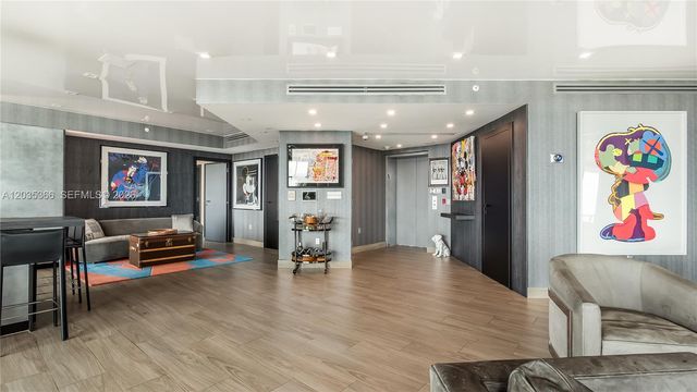 19955 NE 38th Ct 1205, Aventura, FL 33180
