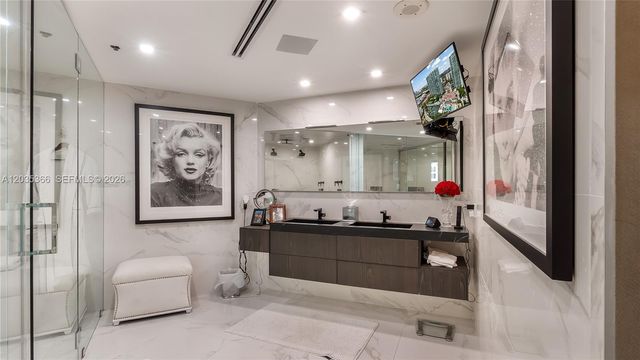 19955 NE 38th Ct 1205, Aventura, FL 33180