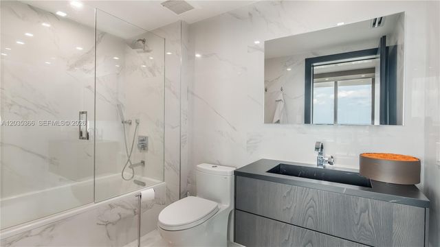 19955 NE 38th Ct 1205, Aventura, FL 33180