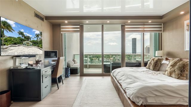 19955 NE 38th Ct 1205, Aventura, FL 33180