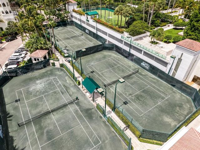 19955 NE 38th Ct 1205, Aventura, FL 33180