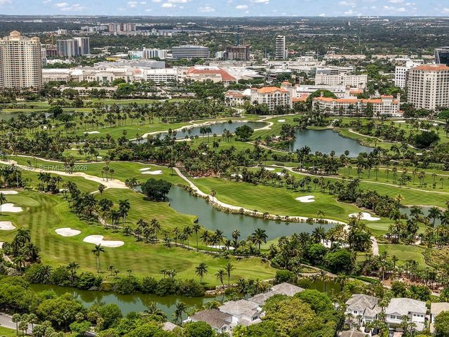 19955 NE 38th Ct 1205, Aventura, FL 33180