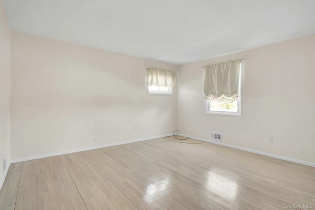 258 E 5th Street, Deer Park, NY 11729