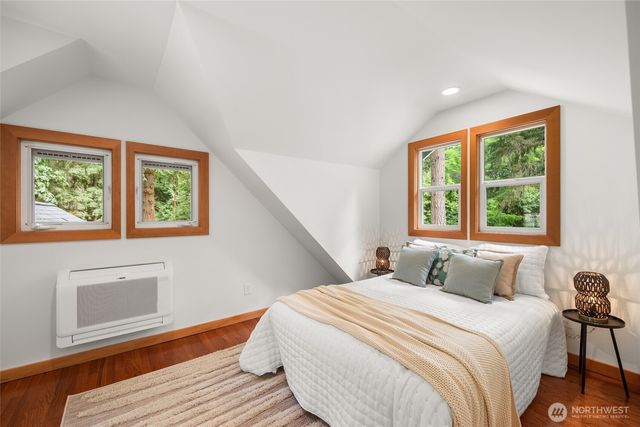 13214 SW 224th Street, Vashon, WA 98070