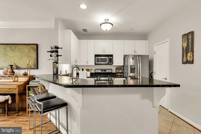 1737 KINGSGATE CT, Alexandria, VA 22302