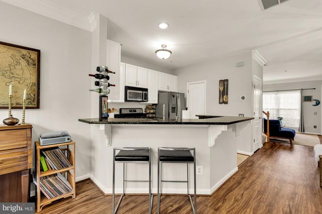 1737 KINGSGATE CT, Alexandria, VA 22302
