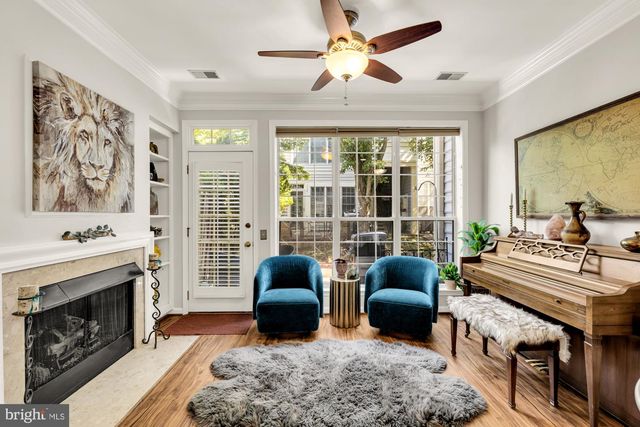 1737 KINGSGATE CT, Alexandria, VA 22302