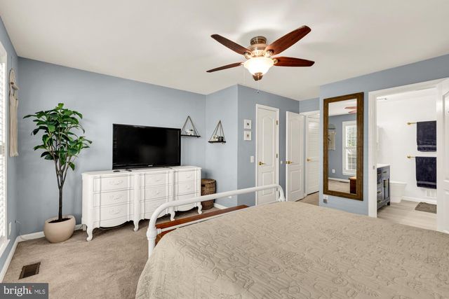 1737 KINGSGATE CT, Alexandria, VA 22302