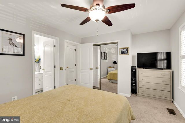 1737 KINGSGATE CT, Alexandria, VA 22302