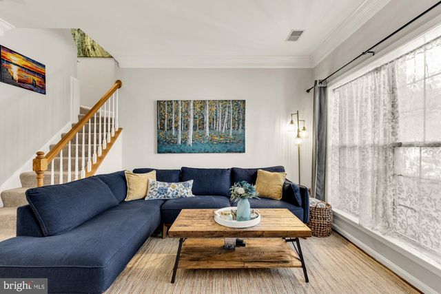 1737 KINGSGATE CT, Alexandria, VA 22302