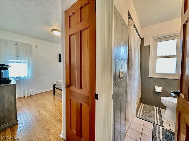 287 E 330th Street, Willowick, OH 44095