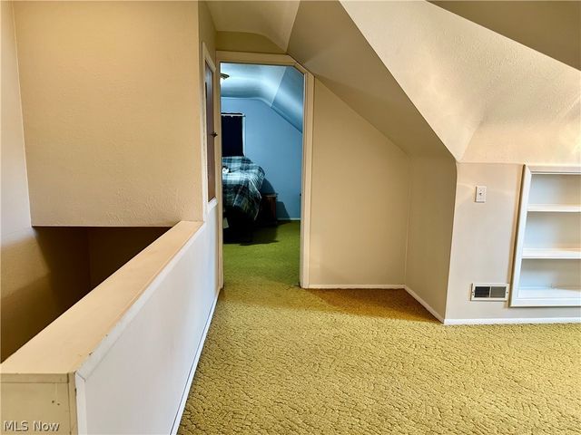 287 E 330th Street, Willowick, OH 44095