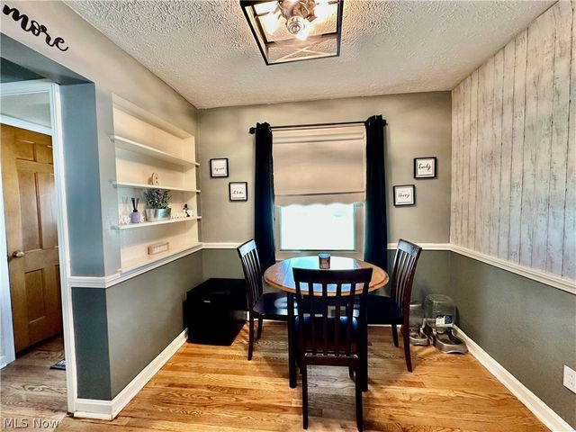 287 E 330th Street, Willowick, OH 44095