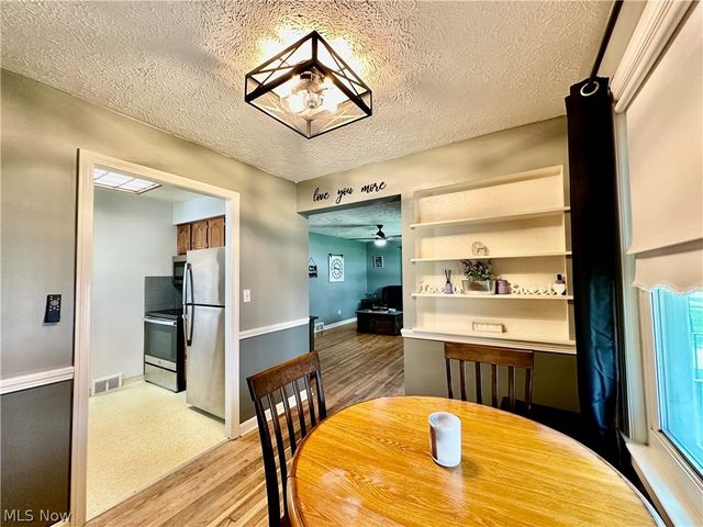 287 E 330th Street, Willowick, OH 44095