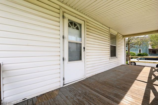 215 E Pennsylvania Avenue, Sebring, OH 44672