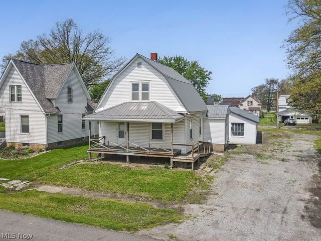 215 E Pennsylvania Avenue, Sebring, OH 44672