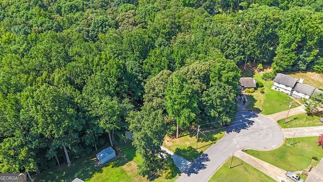 1850 Coachman Cove SW, Snellville, GA 30078
