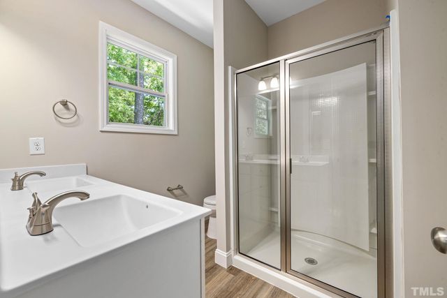 335 E Pine Avenue, Wake Forest, NC 27587