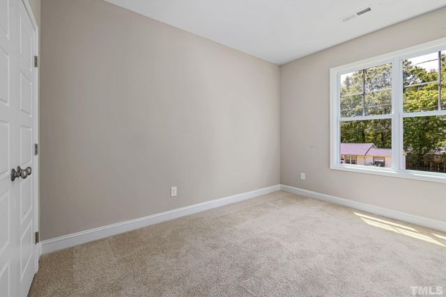 335 E Pine Avenue, Wake Forest, NC 27587