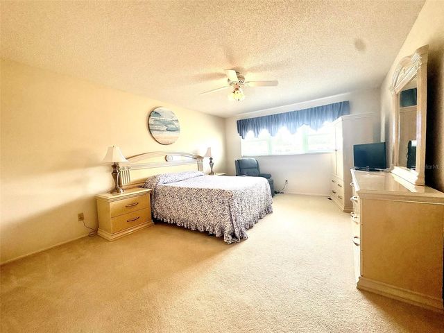 2222 AMERICUS BOULEVARD N 40, Clearwater, FL 33763