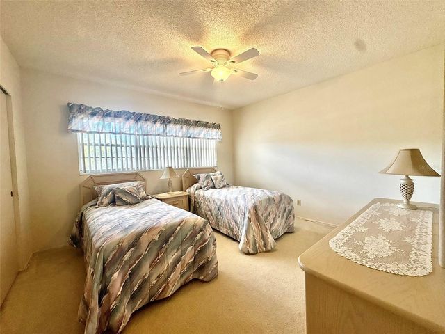 2222 AMERICUS BOULEVARD N 40, Clearwater, FL 33763
