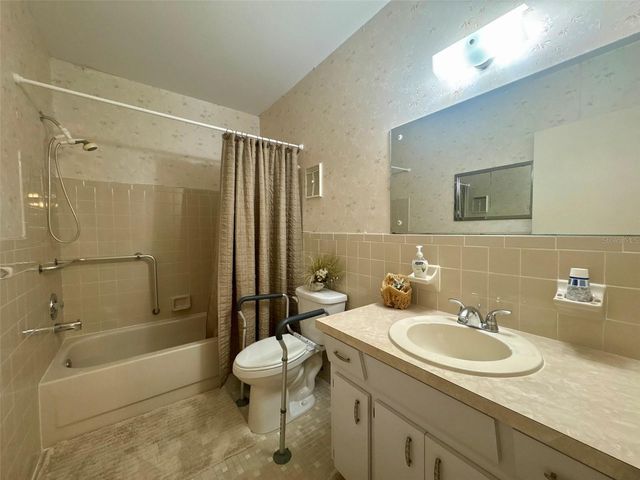 2222 AMERICUS BOULEVARD N 40, Clearwater, FL 33763
