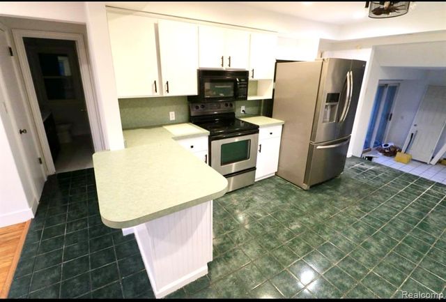 5336 Mansfield Avenue, Sterling Heights, MI 48310