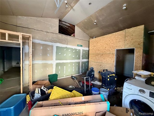 5336 Mansfield Avenue, Sterling Heights, MI 48310