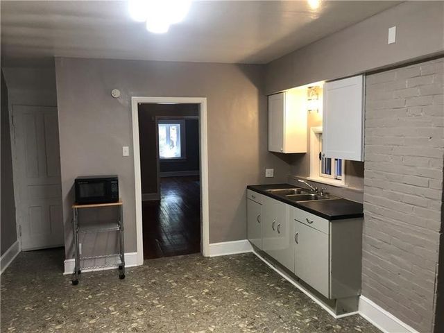 218 S Mathilda St 1, Bloomfield, PA 15224