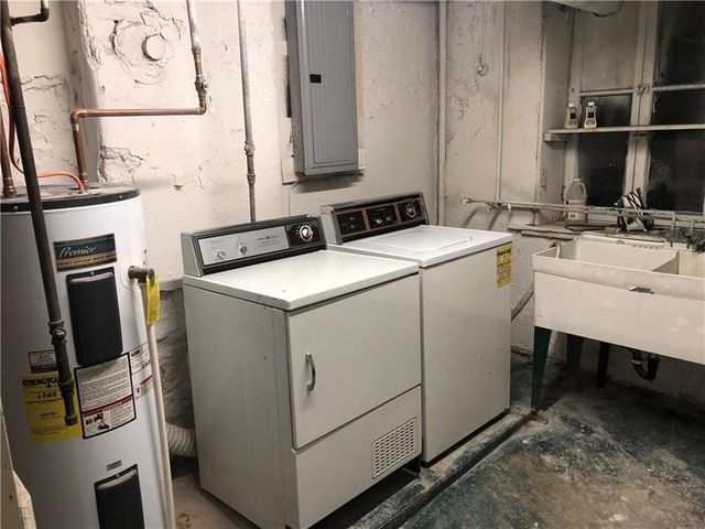 218 S Mathilda St 1, Bloomfield, PA 15224