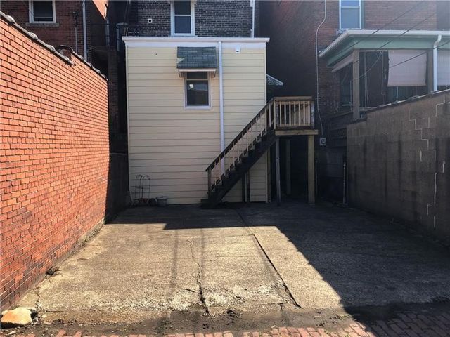 218 S Mathilda St 1, Bloomfield, PA 15224