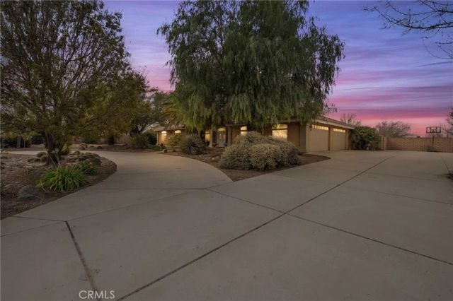7172 Jargon St, Hesperia, CA 92344