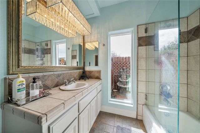 7172 Jargon St, Hesperia, CA 92344