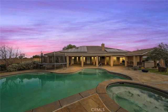 7172 Jargon St, Hesperia, CA 92344