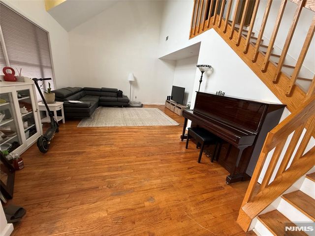 1018 palisade 15, Fort Lee, NJ 07024