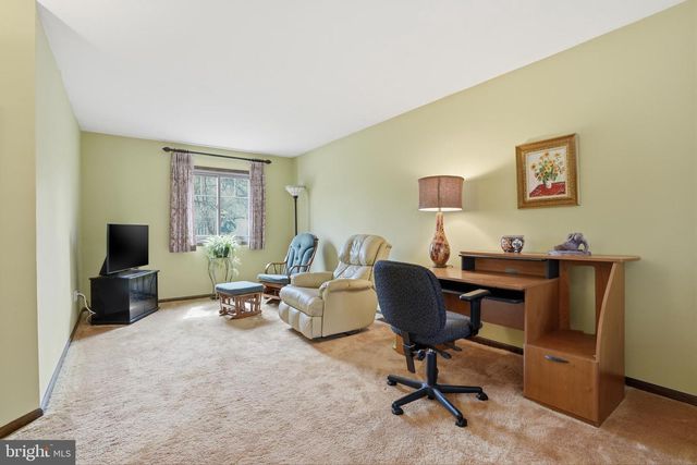 1964 MELMAR RD, Huntingdon Valley, PA 19006