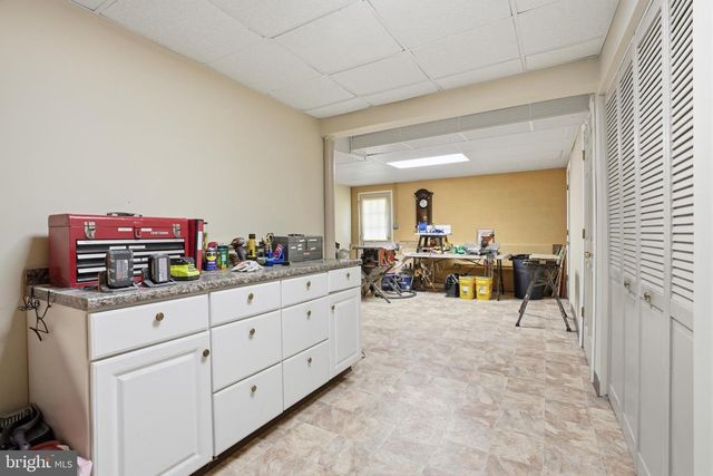 1964 MELMAR RD, Huntingdon Valley, PA 19006