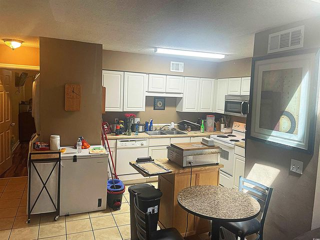 401 Cambridge Cir Apt A5, Murrells Inlet, SC 29576