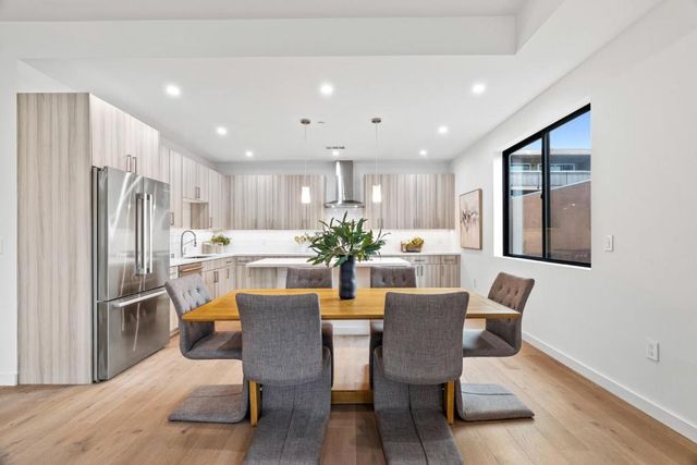 916 Woodside Road, Redwood City, CA 94061